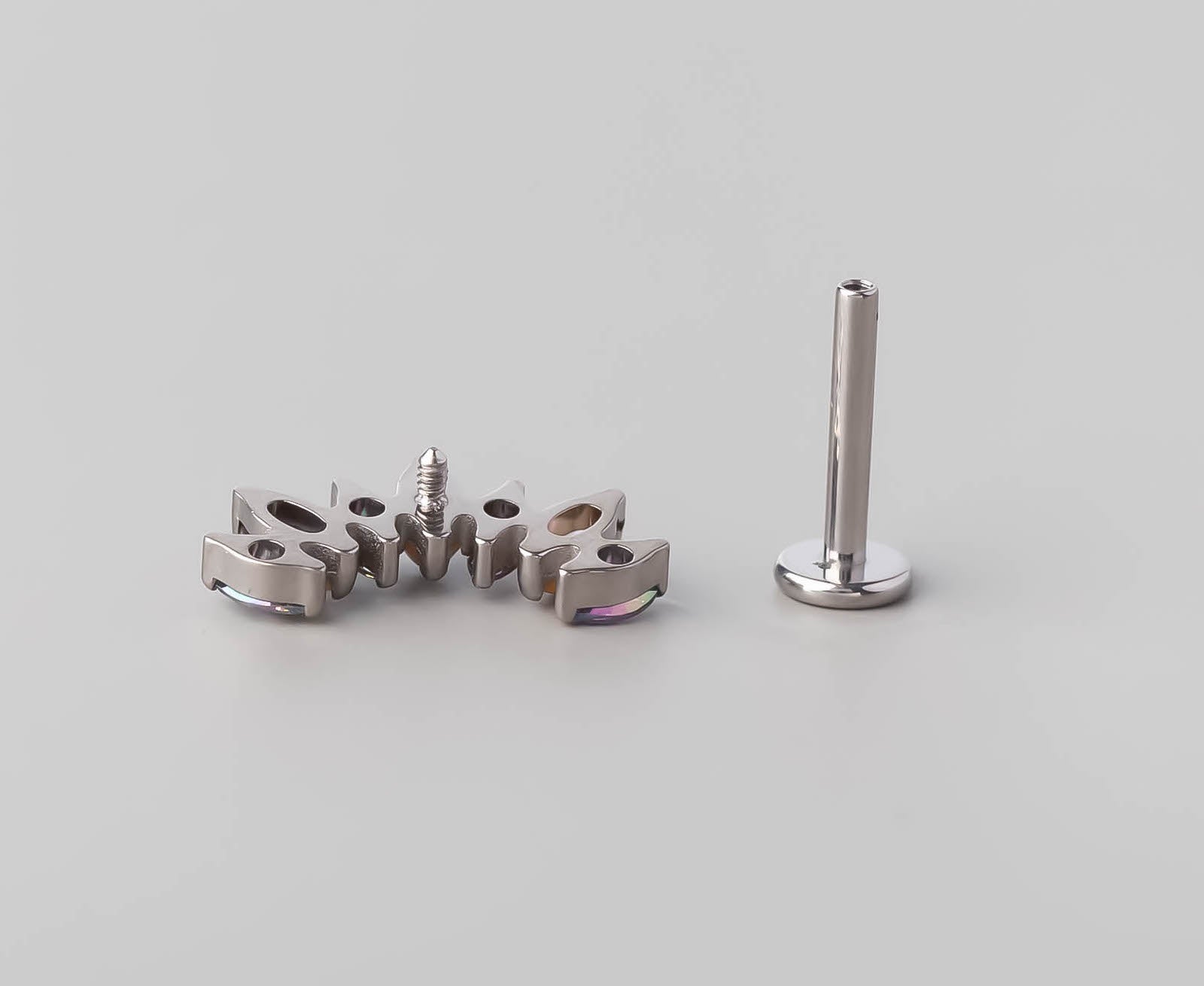 Seven Stone Labret in Abalone Shell + VM - Titanium - Camden Body Jewellery