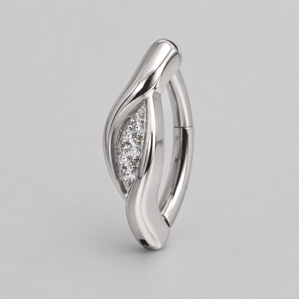 Hinged Belly Bar Leaf CZ Centre in Silver - Titanium