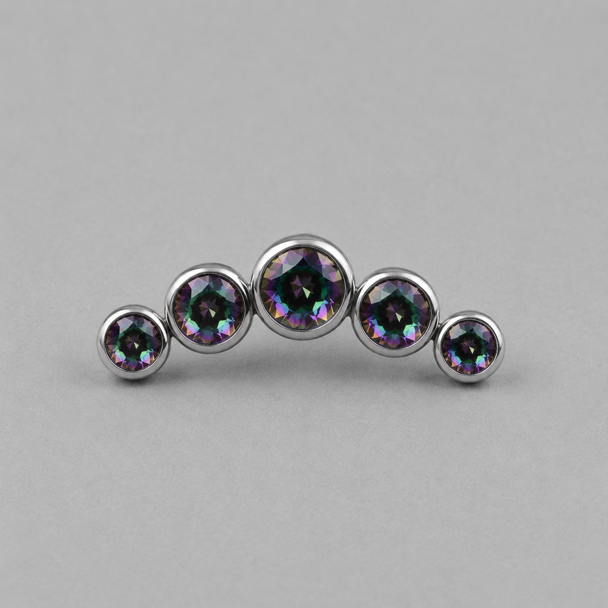 Five Curved VM CZ Gem Labret - Titanium