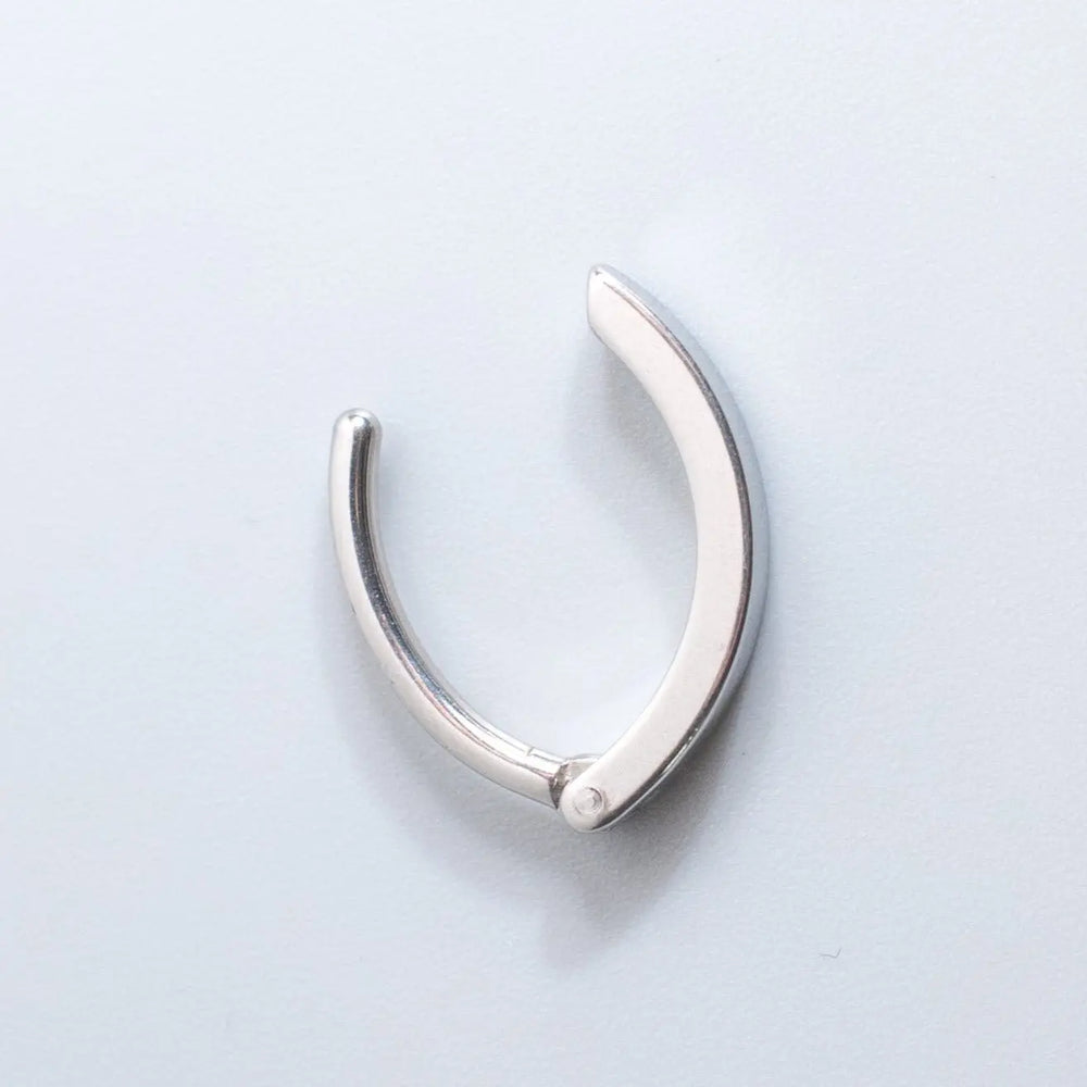 Hinged Clicker Belly Button Ring in Silver - Titanium