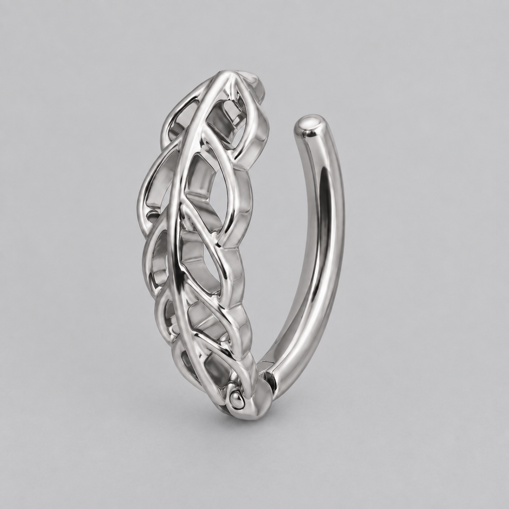 Hinged Belly Bar Leafy in Silver - Titanium