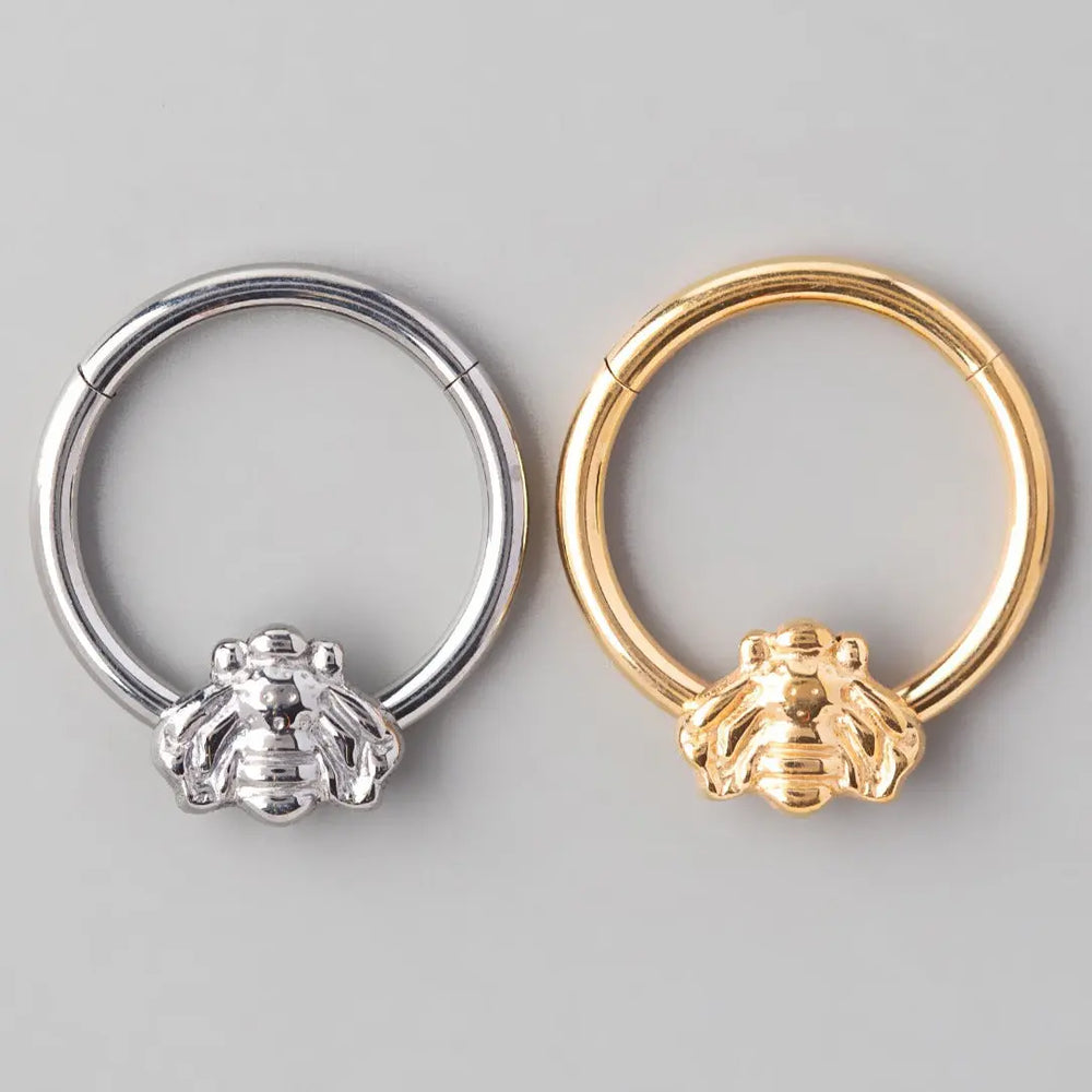 Hinged Segment Ring Bumble Bee in Gold - Titanium
