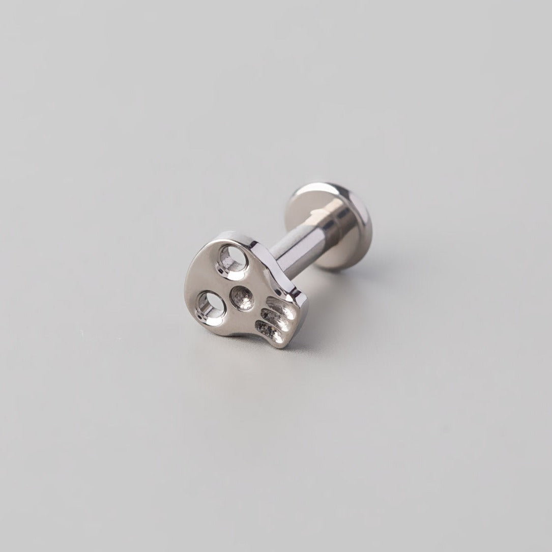 Skull Threadless Labret in Silver - Titanium - Camden Body Jewellery