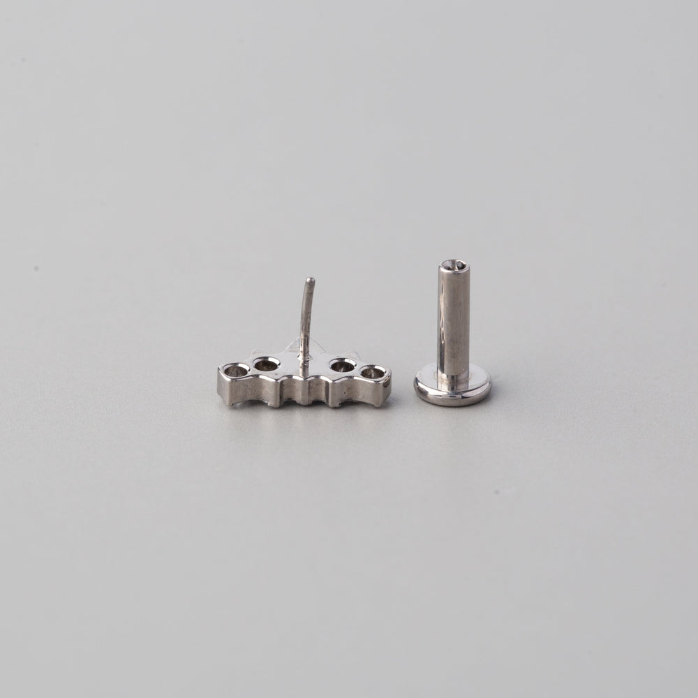 Triple Marquise CZ 2 Round CZ Threadless Labret in Silver - Titanium