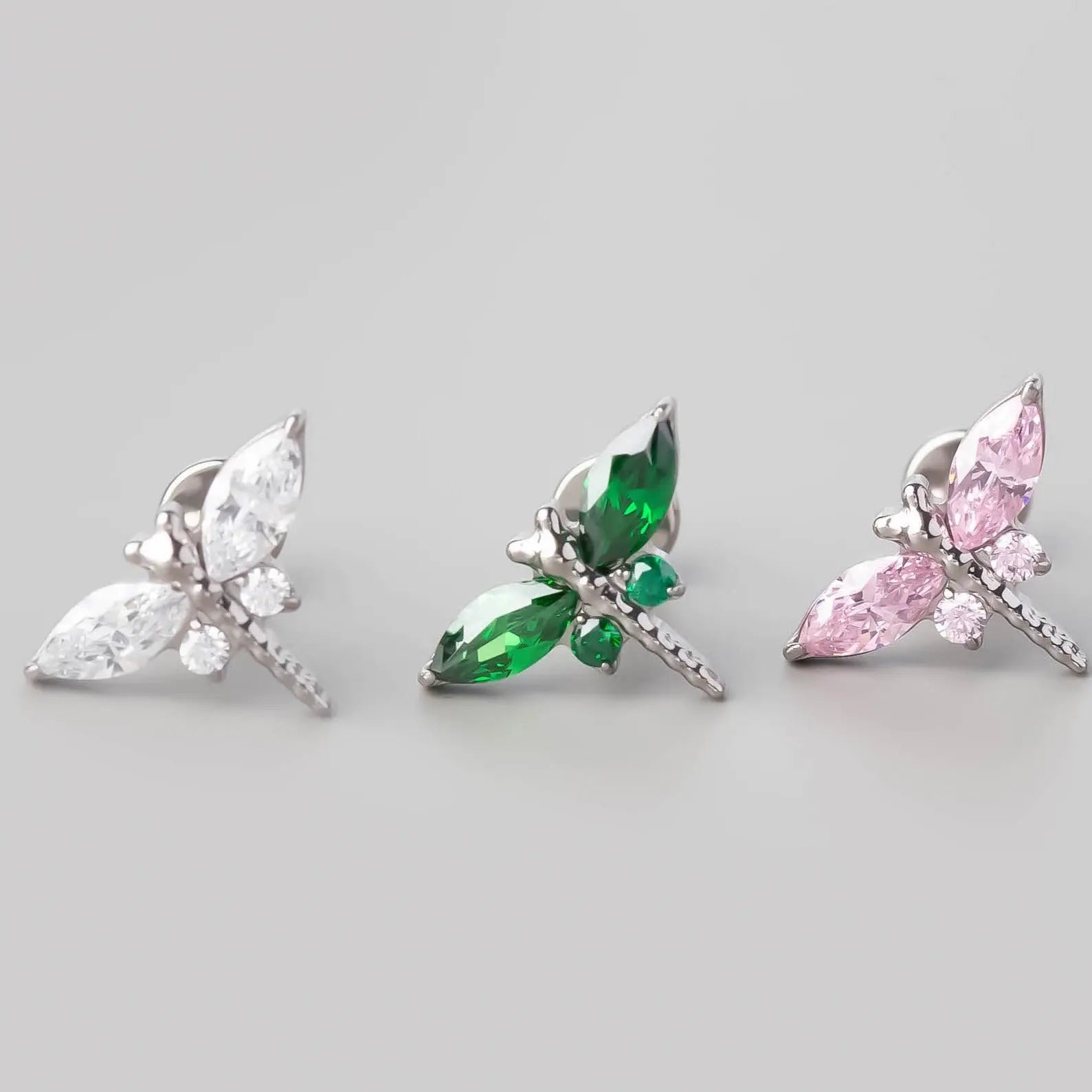 Dragonfly Labret in Clear - Titanium - Camden Body Jewellery