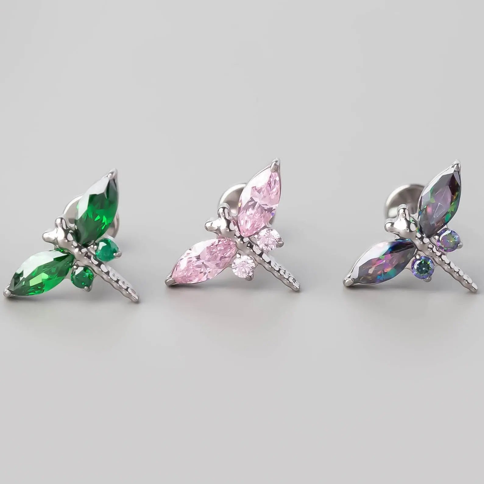 Dragonfly Labret in VM - Titanium - Camden Body Jewellery