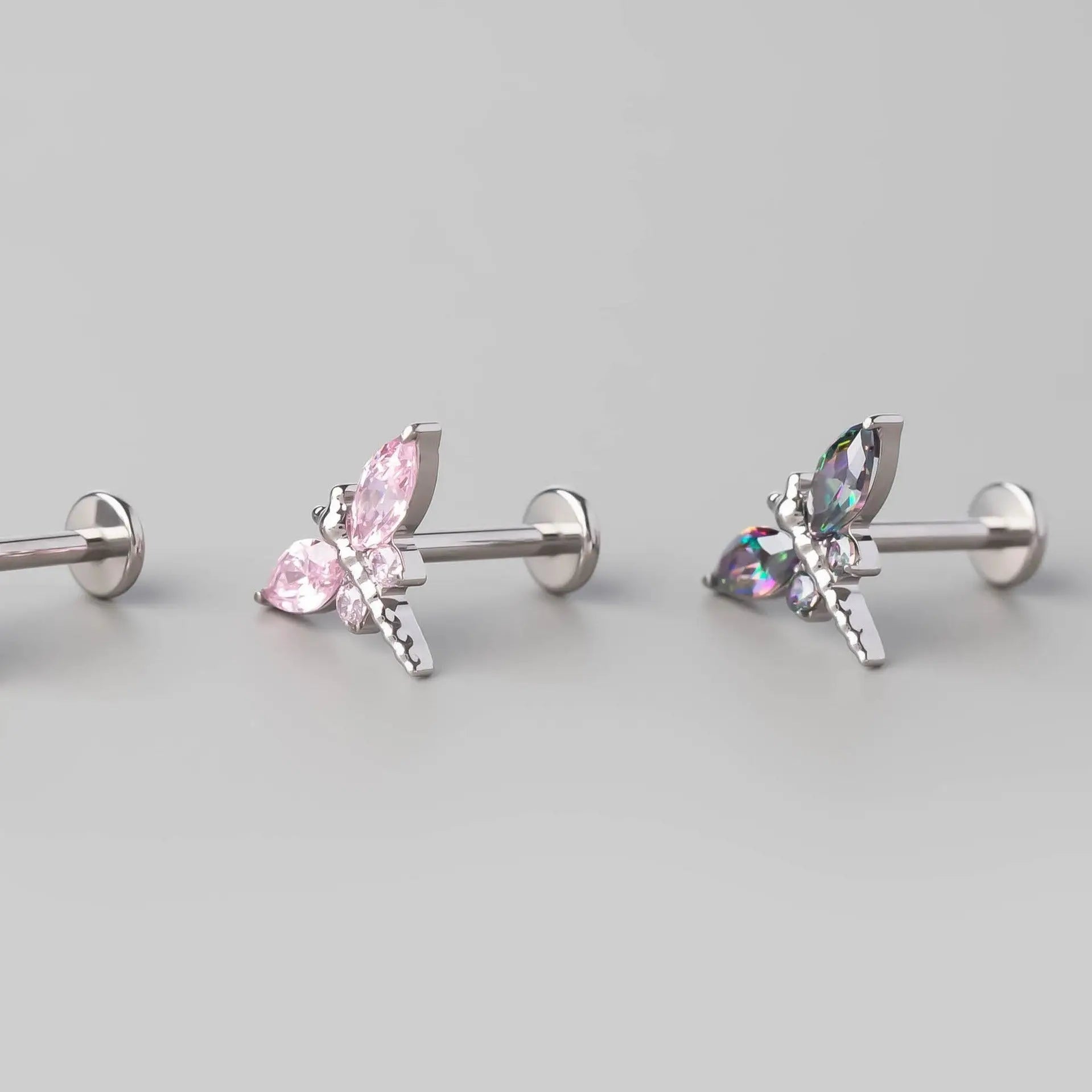 Dragonfly Labret in VM - Titanium - Camden Body Jewellery