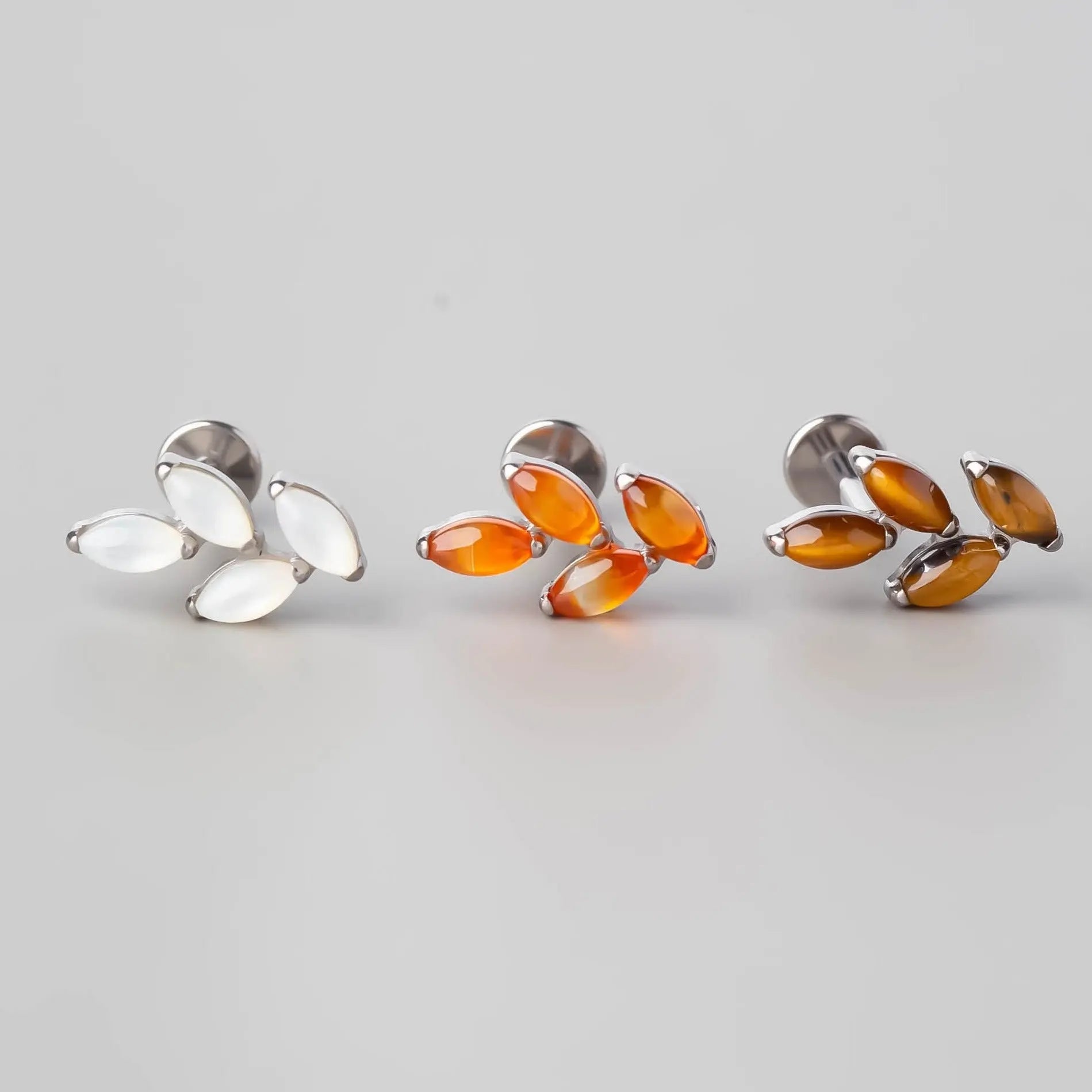 Quadruple Leaf Stone Labret in Blue Sandstone - Titanium - Camden Body Jewellery