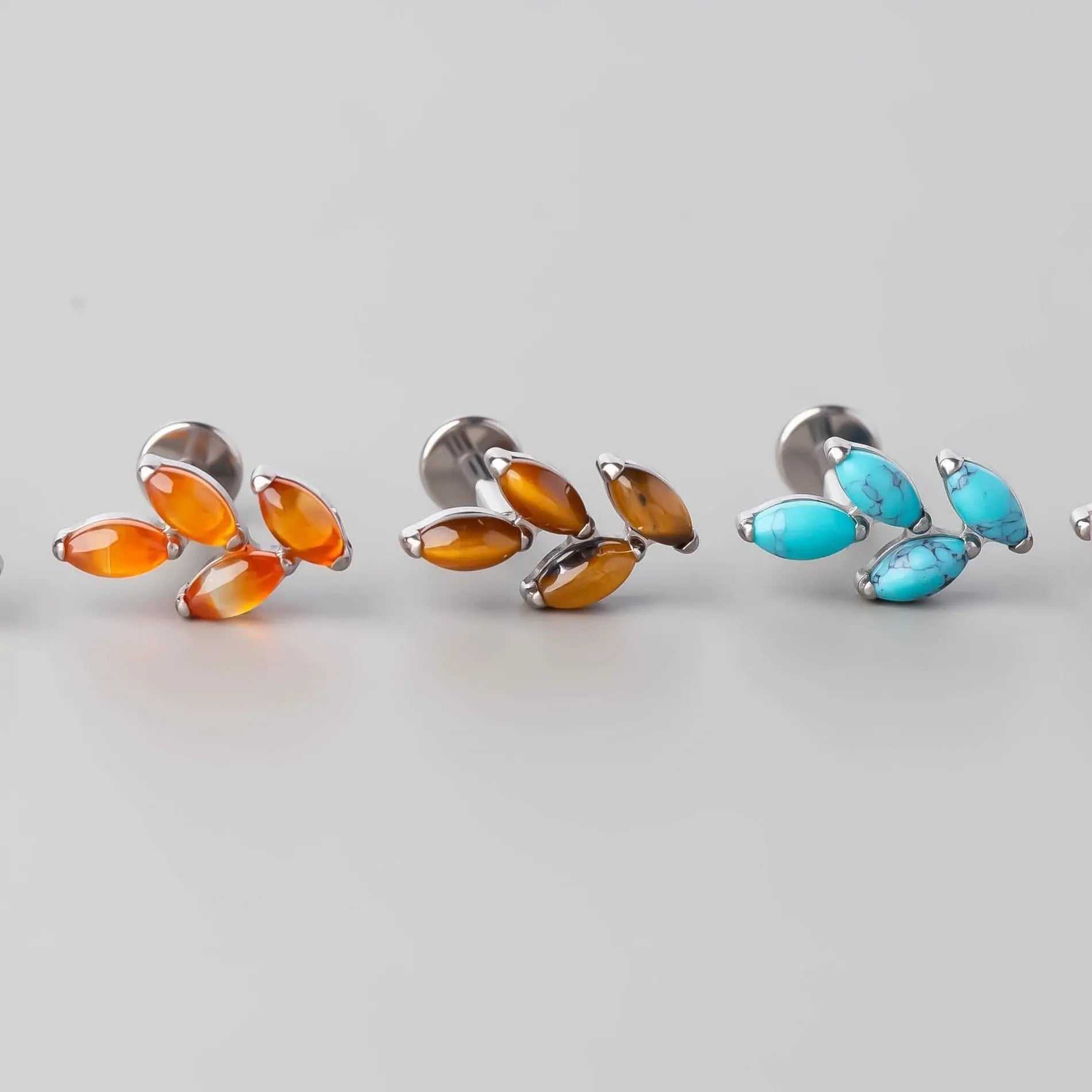 Quadruple Leaf Stone Labret in Turquoise - Titanium - Camden Body Jewellery