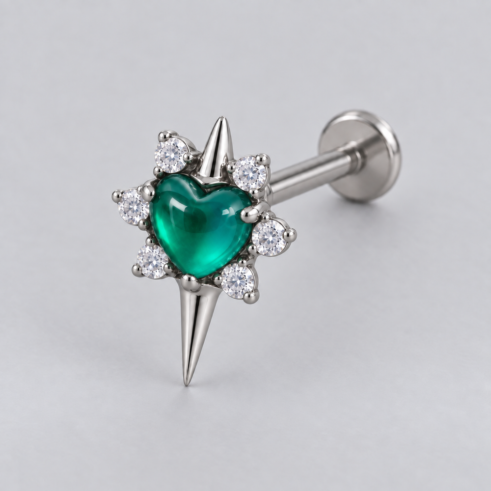Star with Heart Centre Green Onyx Stone Labret in Silver - Titanium
